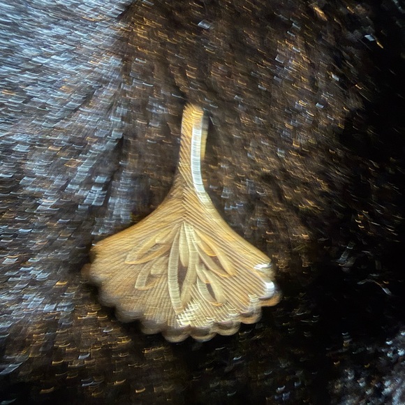 Vintage Blue Frosted Clip Earrings & Blue Frosted Necklace Pendant - Picture 4 of 7